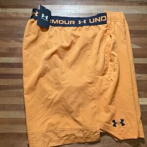 Under Armour Mens Vanish Woven 6" Shorts Honey Orange / Black S
